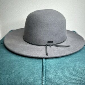 Mark Mcnairy  Gray Felt Fedora Hat with Wide Brim